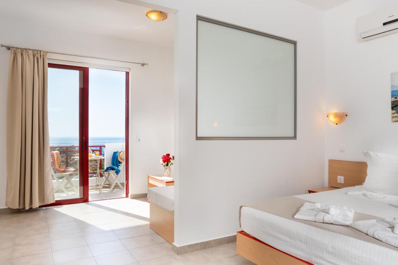 Bella Vista Stegna Aparthotel อาร์คานเยโลส ภายนอก รูปภาพ