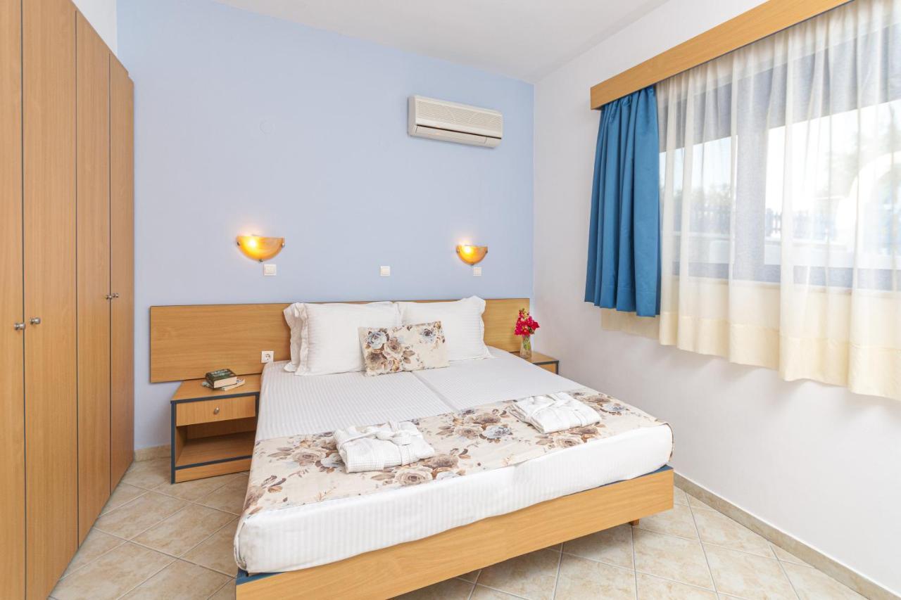Bella Vista Stegna Aparthotel อาร์คานเยโลส ภายนอก รูปภาพ